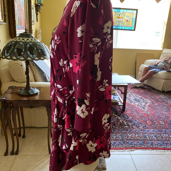 Alfani Fitted Burgandy High Low Blouse Fitted Tied - Picture 3 of 5